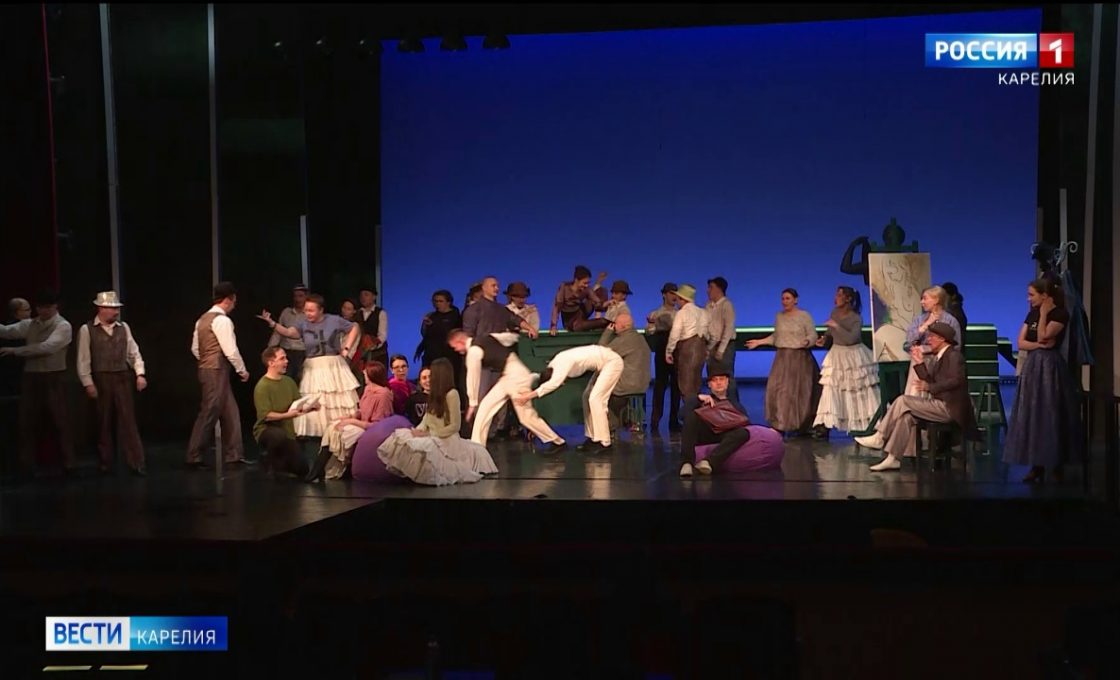 Жители Коткозера отметили театральной премьерой свой успех