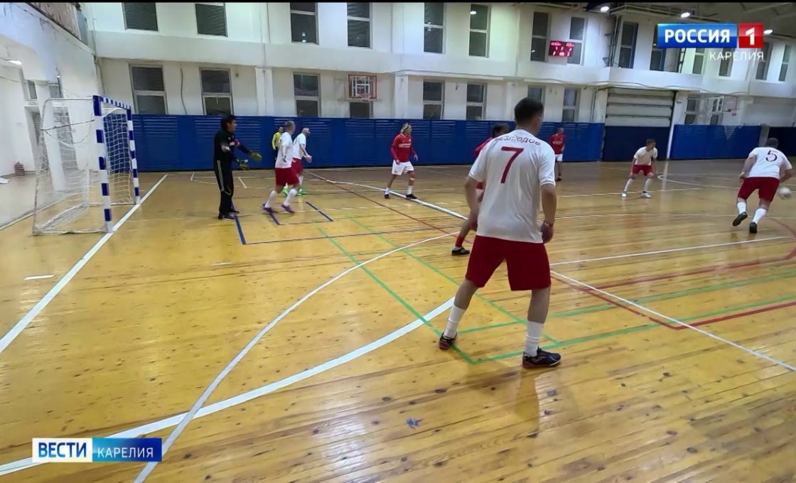 Невероятный ажиотаж в футбольной среде вызвал приезд в карельскую столицу легенд Спартака