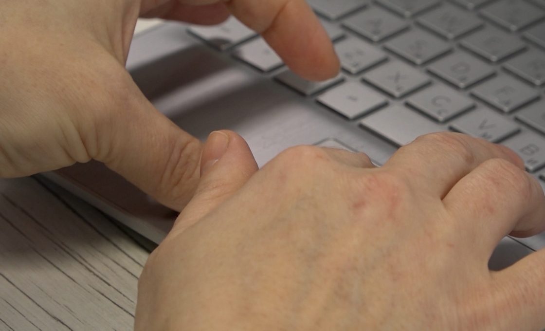 Карельские пенсионеры могут получить электронное свидетельство через Госуслуги