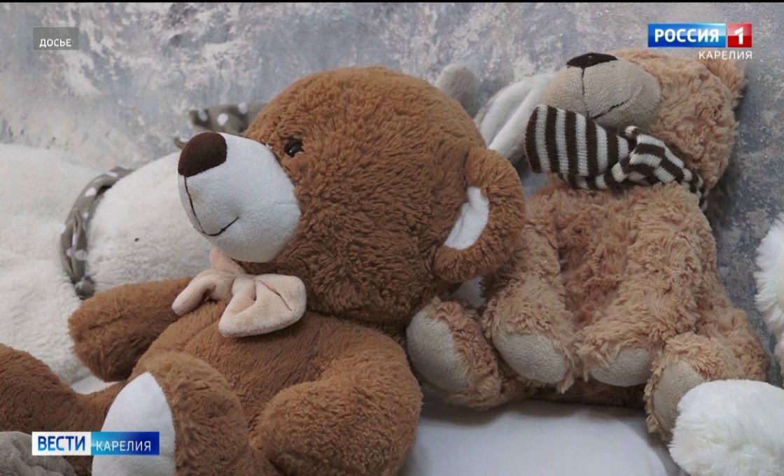 Около полусотни молодых обучающихся мам республики получили выплату от правительства Карелии