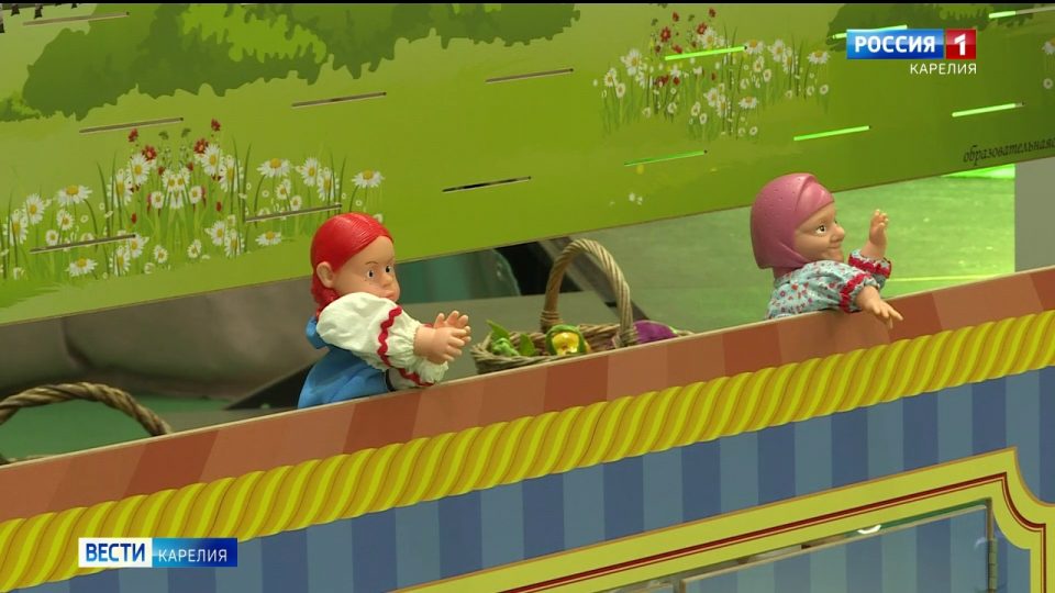 Театр кукол и спектакли на вепсском языке представили ученики Шелтозерской школы