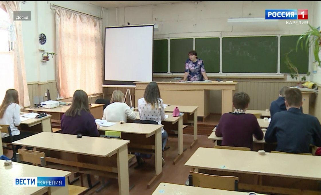 В Карелии найдут средства для выплат педагогам