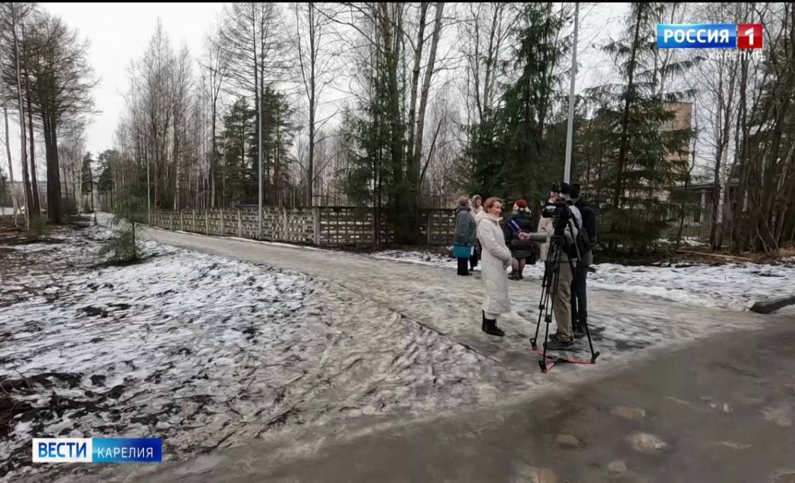 Медработники попросили организовать пешеходный переход в районе обновленной докторской аллеи