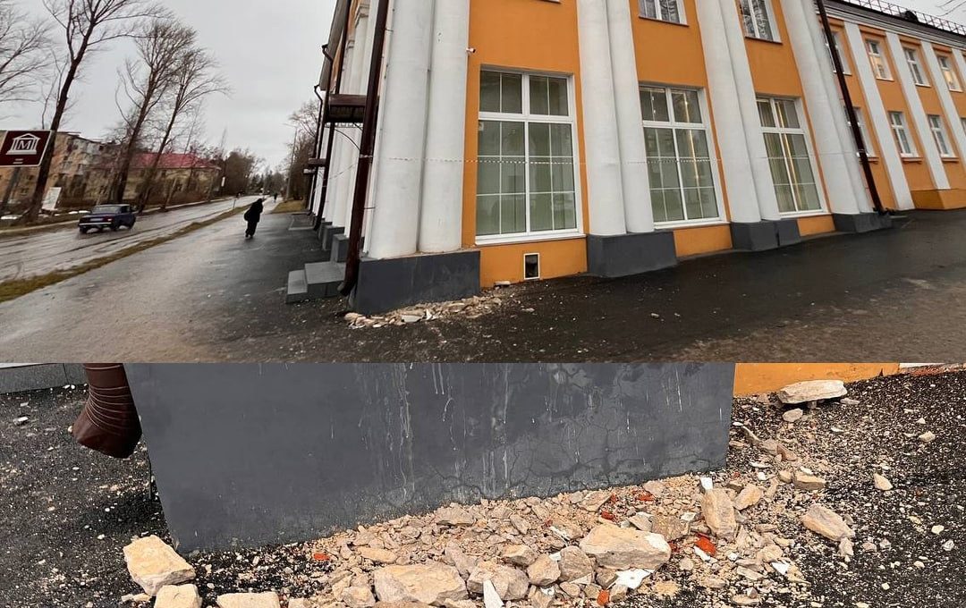 В Сегеже обрушилась часть колонны Музейного центра