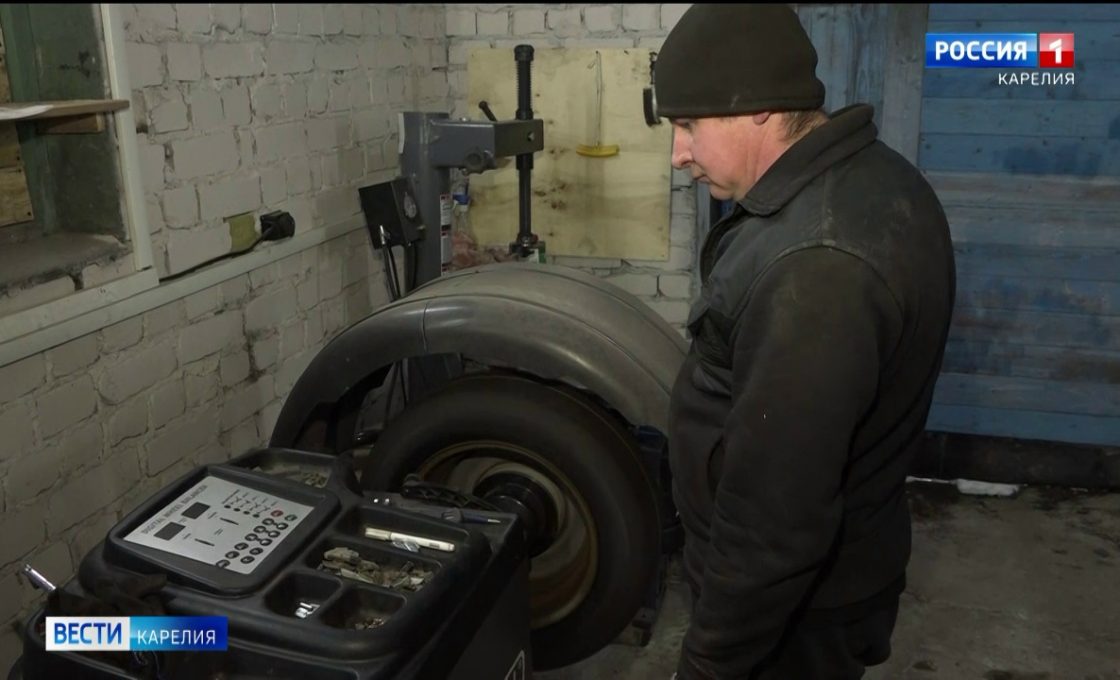 Житель Ведлозера открыл в родном селе автомастерскую