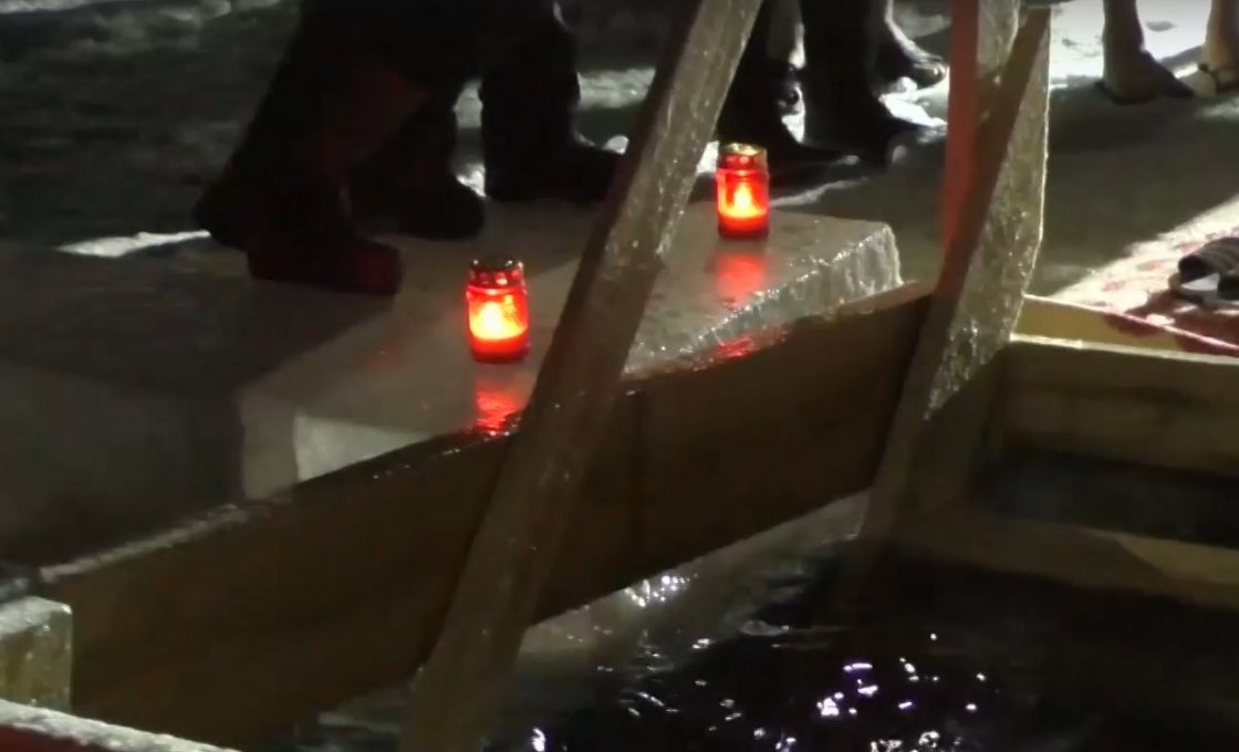 Жителям Карелии рассказали, где будут проводиться крещенские купания