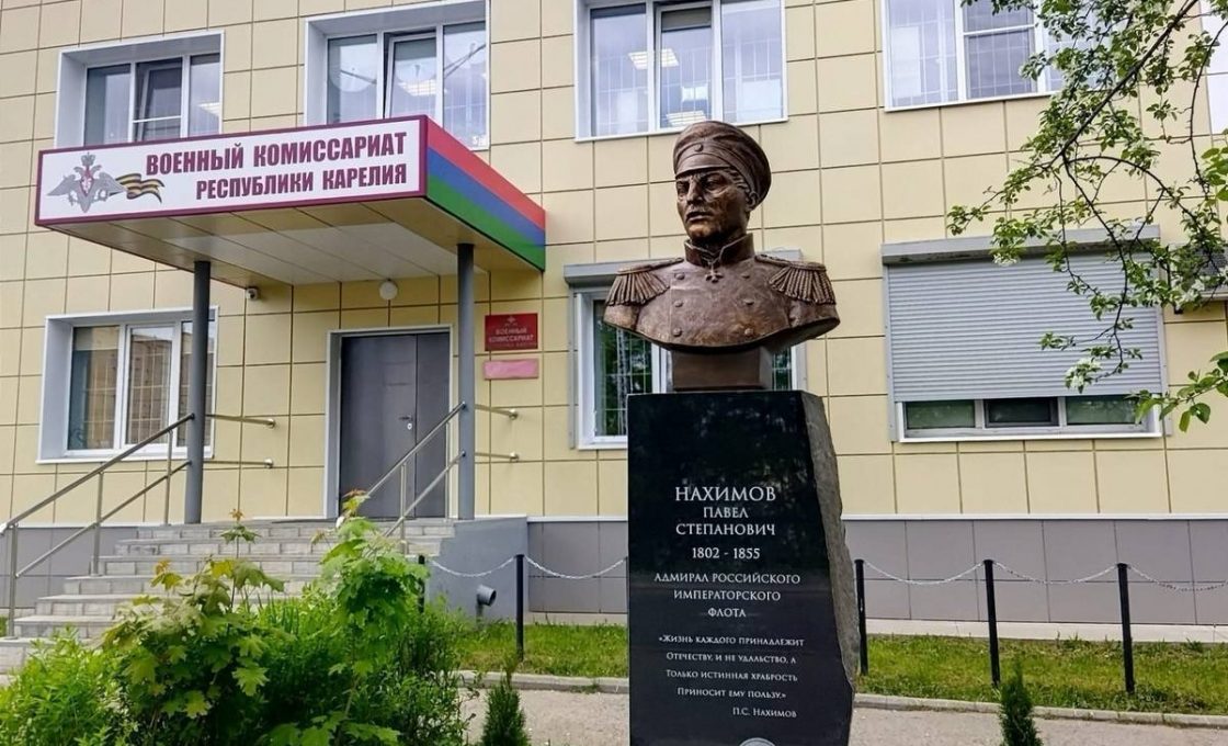 В Петрозаводске поставили на воинский учет еще 2 граждан, которые недавно получили российское гражданство