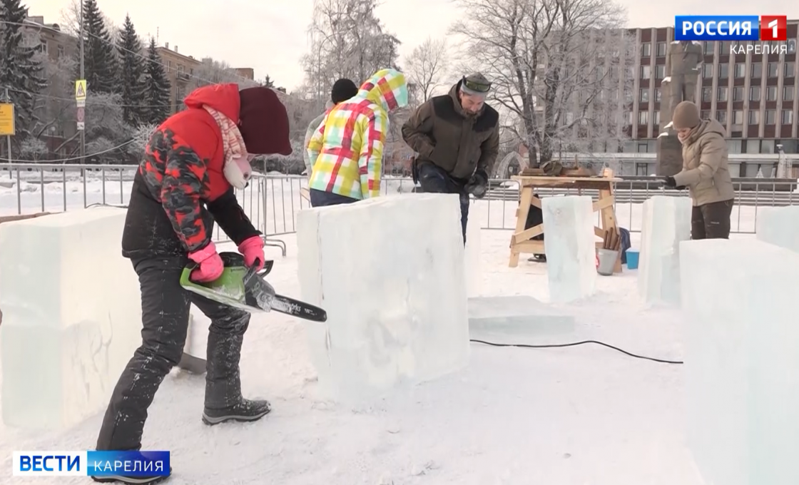 Петрозаводская набережная превратилась в творческую лабораторию мастеров-скульпторов