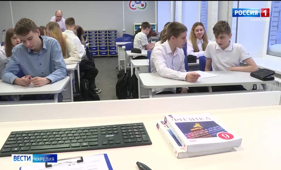 В первый рабочий понедельник нового года ученики Петрозаводска вернулись в родную 39 школу