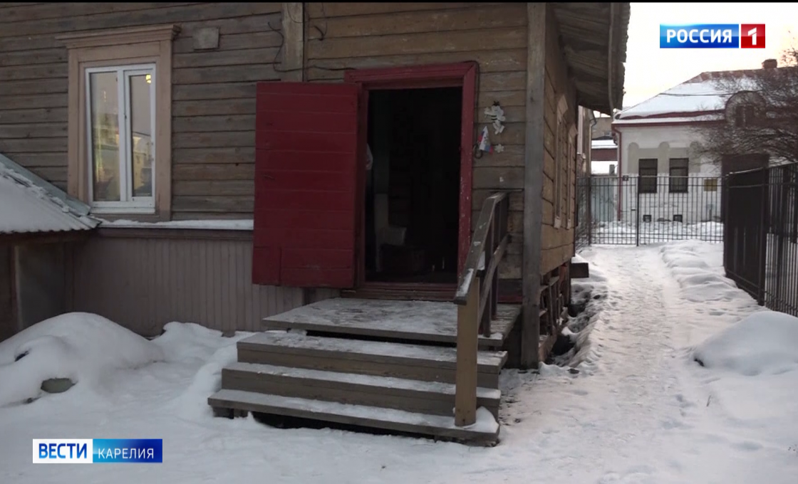 Матери героя СВО из Сортавалы Анне Коневой одобрили социальный контракт на ремонт крыльца