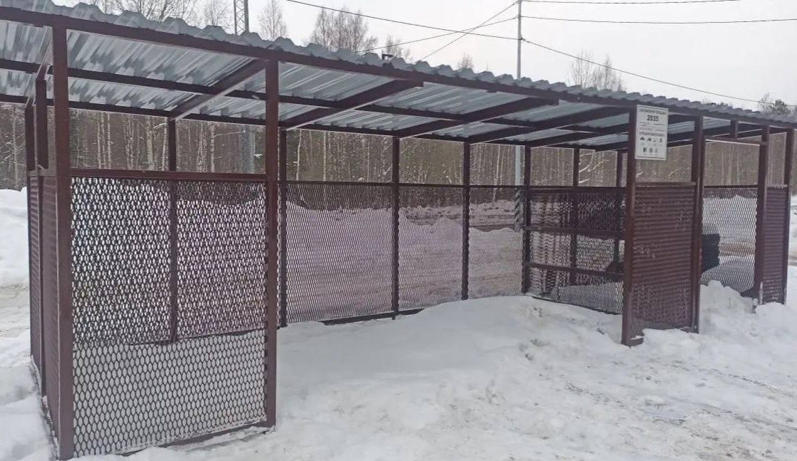 В Петрозаводске устанавливают новые контейнерные площадки