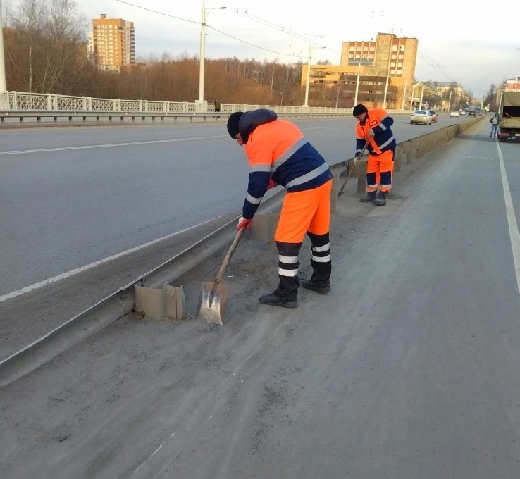 Более двух тысяч тонн смёта вывезли с улиц Петрозаводска