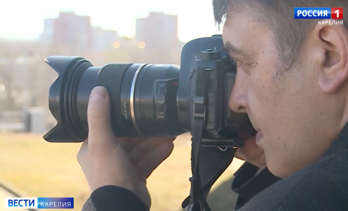 Наша съемочная группа отправилась на охоту за красивыми кадрами вместе с фотографом из Петрозаводска Сергеем Сыродоевым