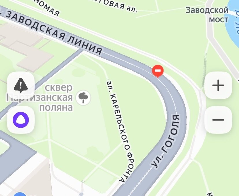 У сгоревшего Дома горного начальника перекрыто движение