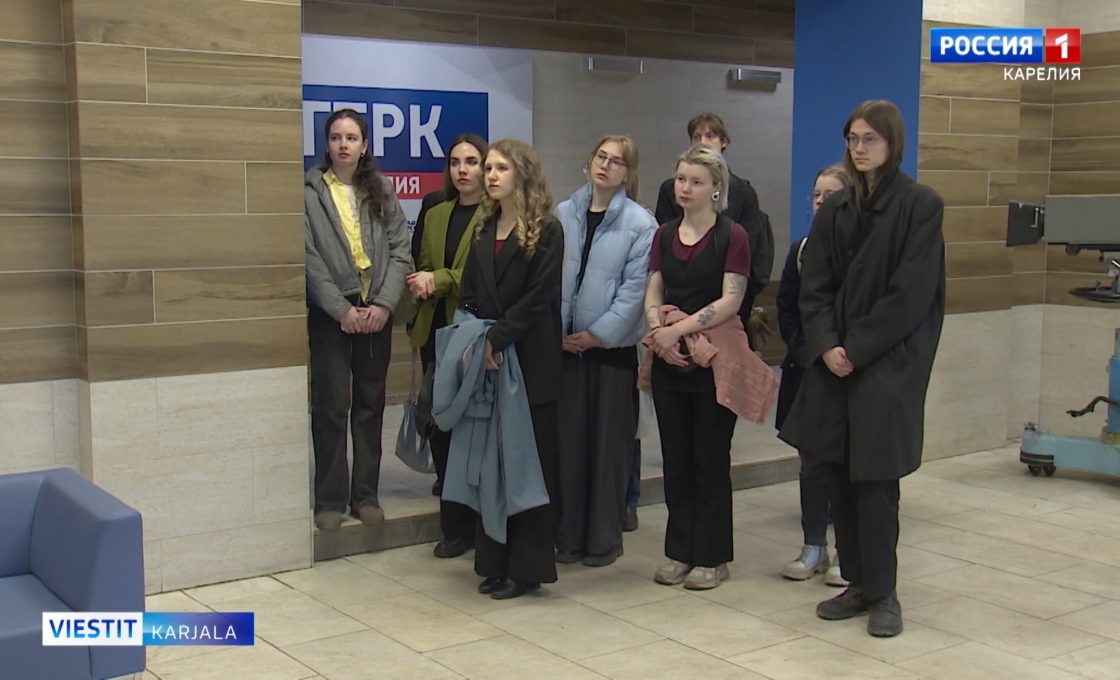 Itämerensuomalaisen filologian laitoksen opiskelijat kävivät TV-yhtiömme työtiloissa