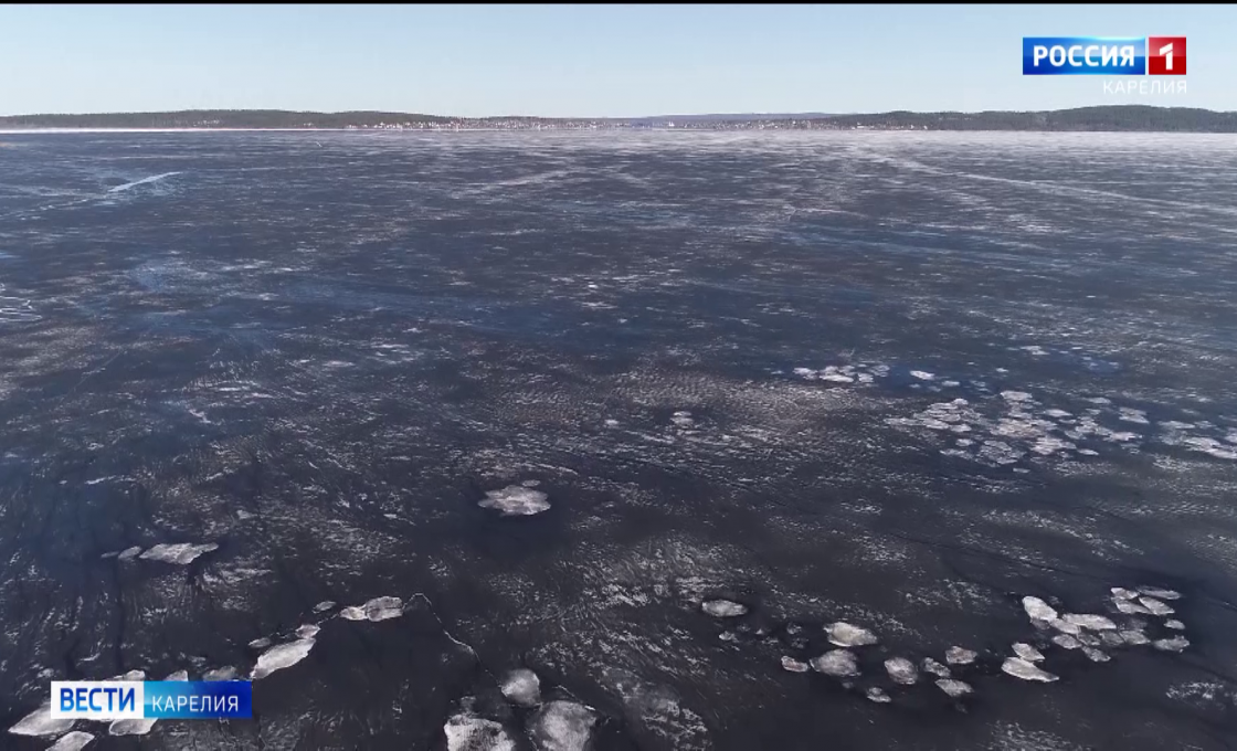 Ребёнка унесло на льдине в Беломорском округе