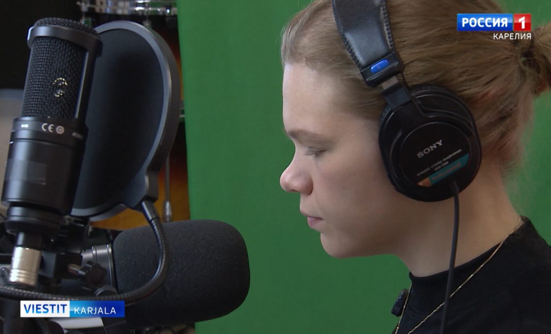 Karjalan Kansallisen teatterin näyttelijät äänittivät satuja suomeksi, karjalaksi ja vepsäksi