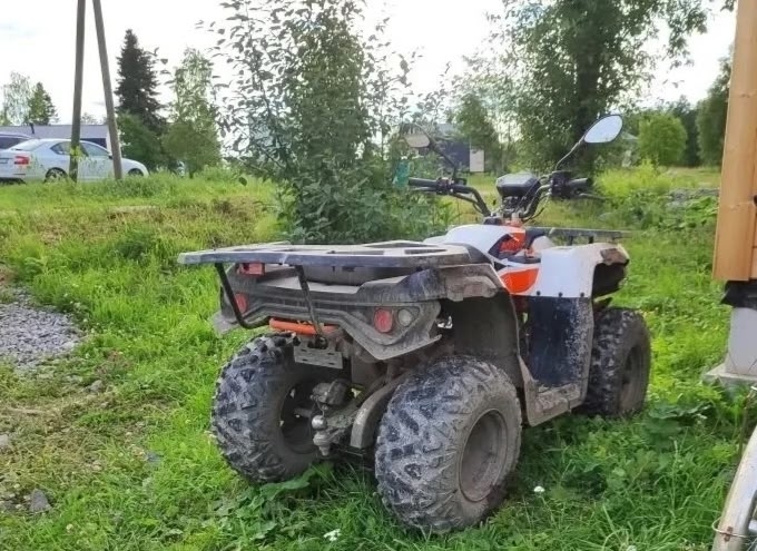В Карелии две девочки на квадроцикле пострадали в ДТП