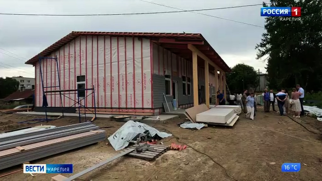 В Новой Вилге завершают ремонт дороги и строят амбулаторию