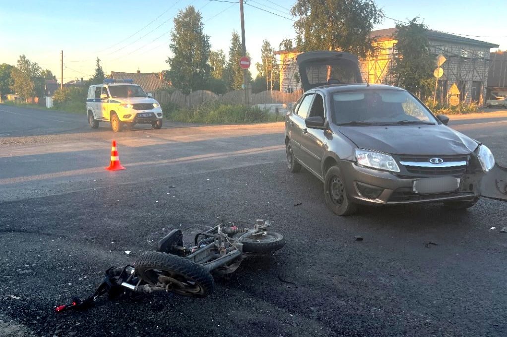 В Петрозаводске молодой водитель пострадал в ДТП