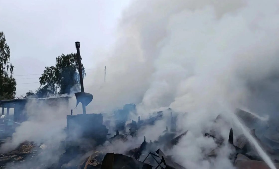 В Поросозеро ликвидирован ночной пожар