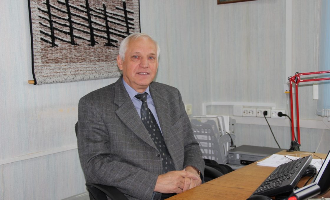 ALEKSANDR JEREMEJEV. KARJALAINE HENGEL.